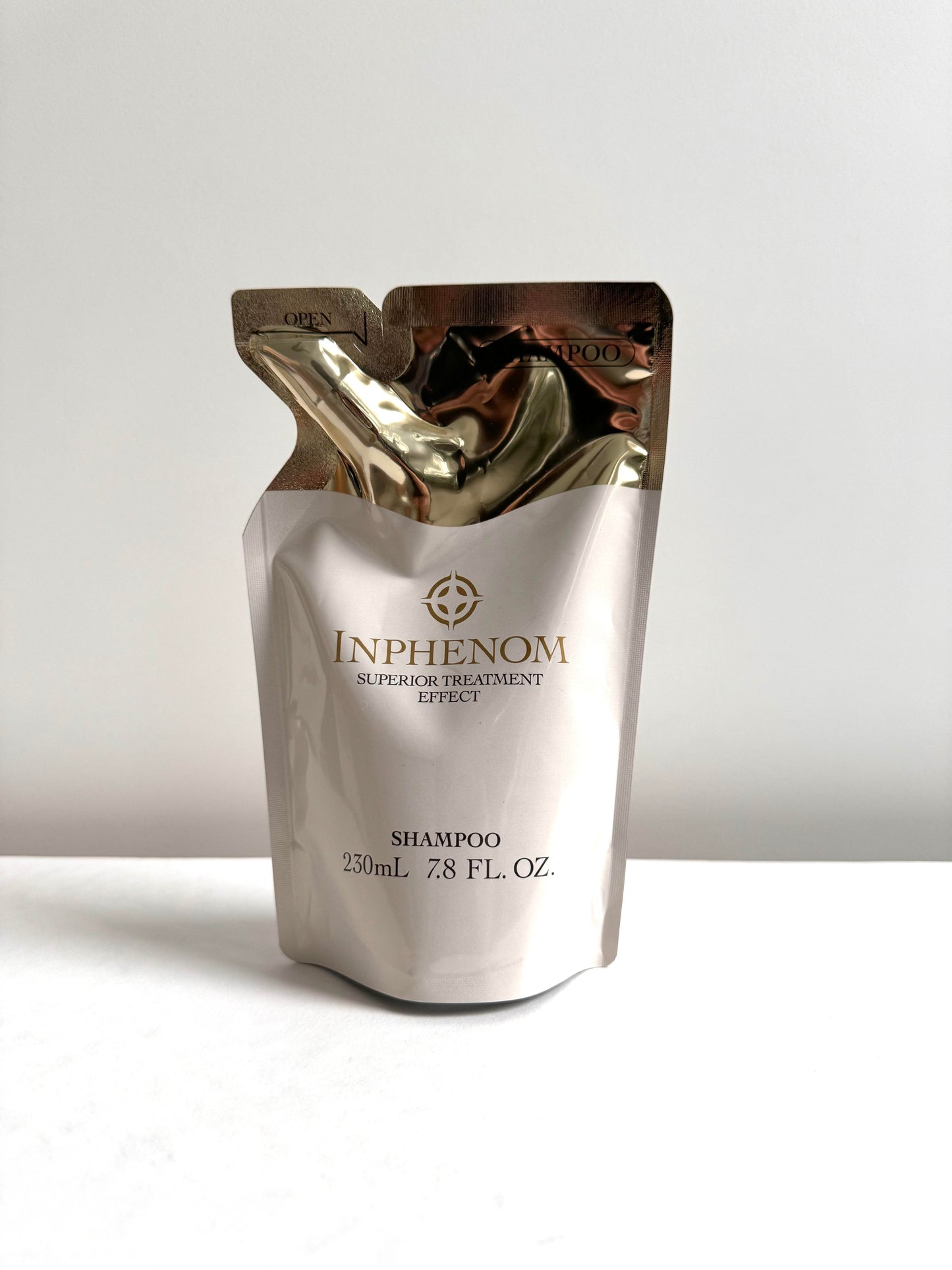 Milbon Inphenom Moisturizing Shampoo - 230 ml / 7.78 oz
